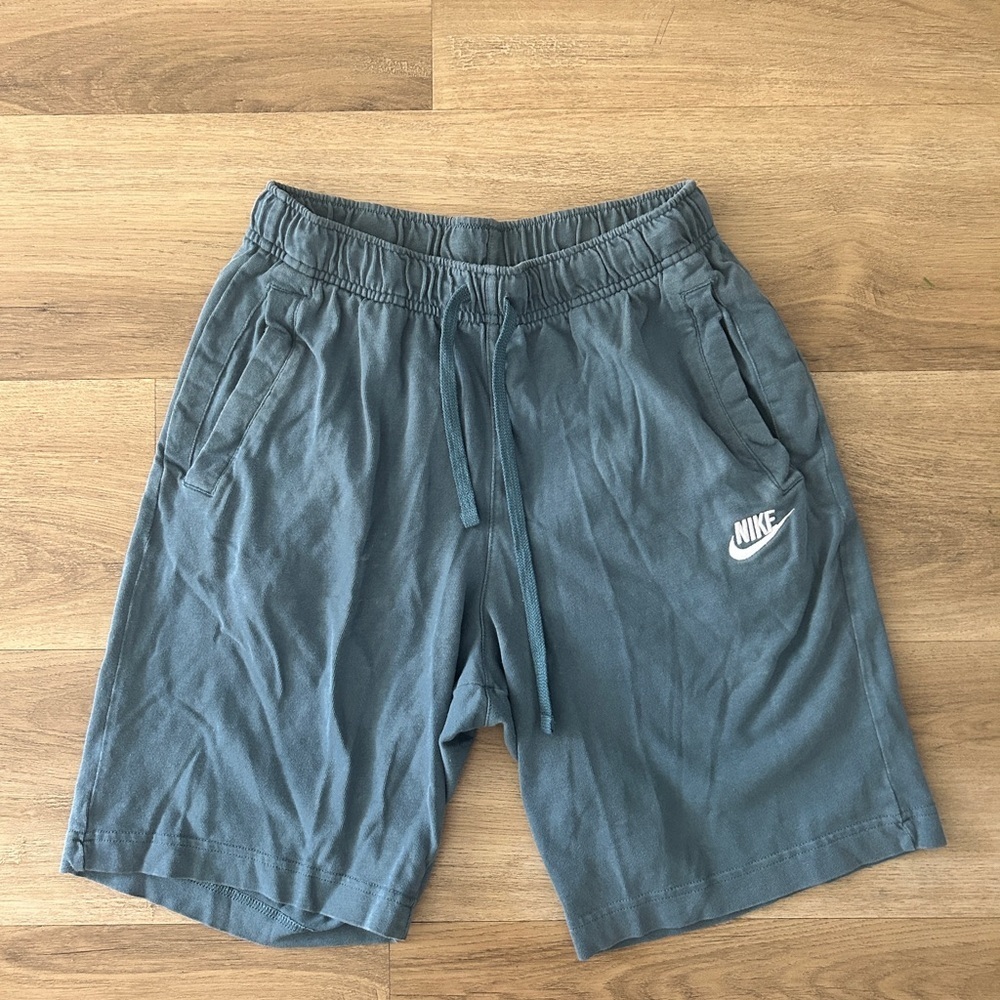 Nike Men’s Cotton Sweat Shorts Blue Size XS- Used